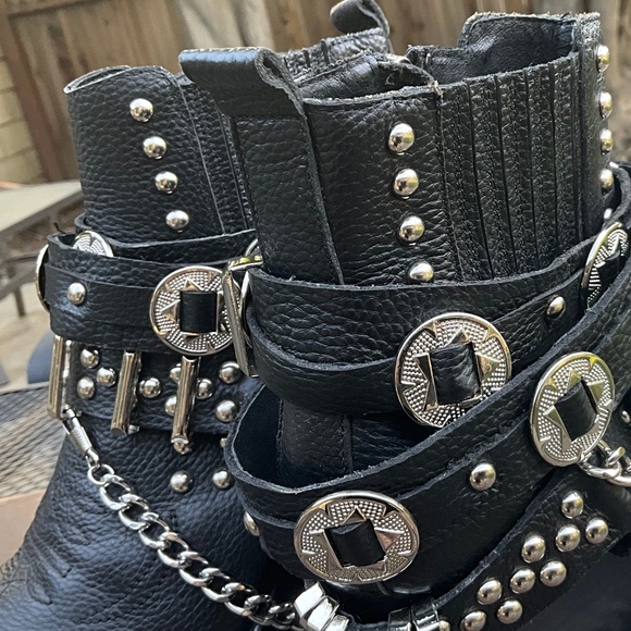 Iconic Jeffrey Campbell Hawthorne Rocker Chain Boots 7 - Picture 5 of 9